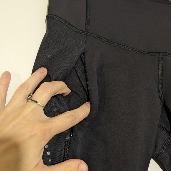 Lululemon Stop At Nothing High Mid Rise Crop Black Legging Pocket Size 4 - Picture 5 of 8